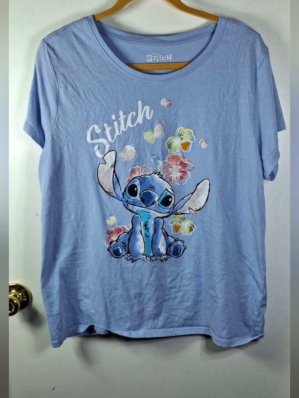 Womens Nostalgiacore Soft Girl Tropical Disney Shirt Size XL.